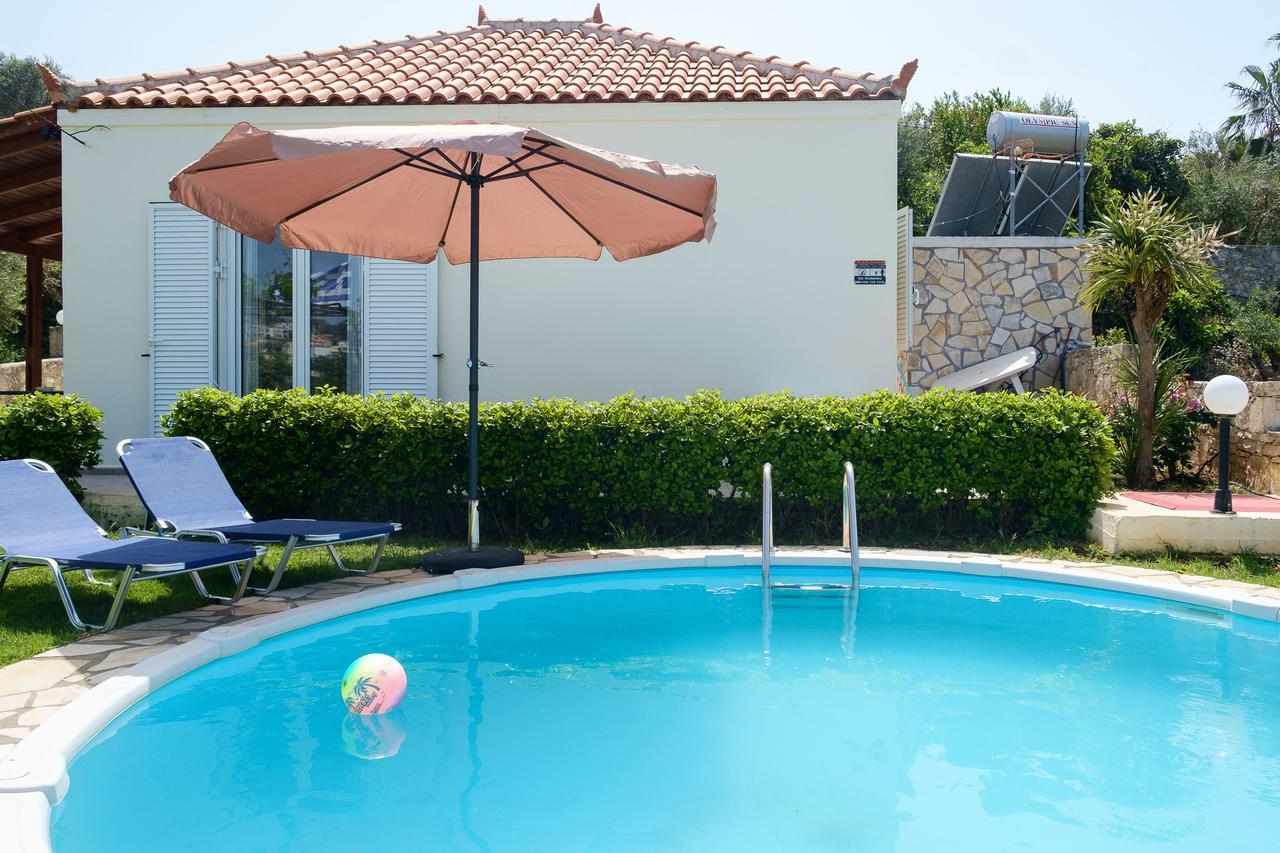 Chill And Relax In A Home With Pool Near The Beach Almirida エクステリア 写真